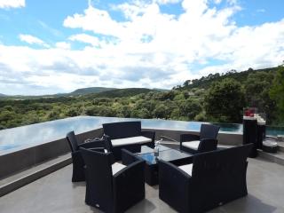 Splendide villa contemporaine avec vue panoramique sur le Pic Saint Loup - Corconne - 5