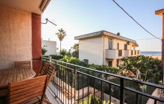 Pet Friendly Apartment - 6