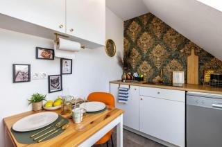 Moderne schicke Dachgeschosswohnung 15 min bis Düsseldorf - Duisburg - 7
