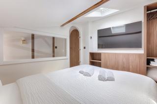 Mykeypers Luxury and Design Loft 2BR 6P with AC Bastille - 7