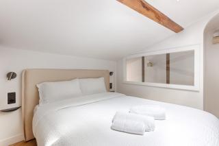 Mykeypers Luxury and Design Loft 2BR 6P with AC Bastille - 2
