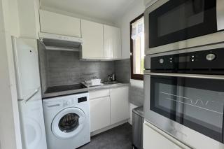 Modern apartment with direct beach access - 7