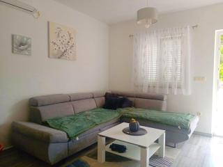 Welcoming house with AC in the forest region and 700 m to the beach - 8