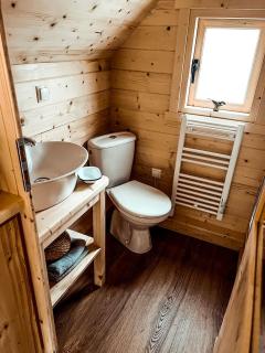Cozy Wooden Cabin Perfect for Small Families in Germany - - 6