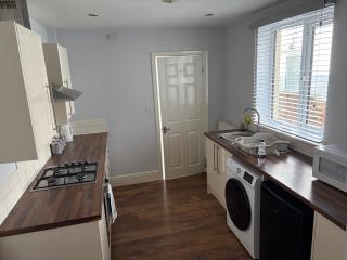 2 Bed Apartment Near-by the Seafront - Cleethorpes - 7