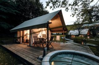Glamorous Safari Tents for Romantic Couples' Getaway with Jacuzzi on Vineyard in Slovenia - Maribor - 8
