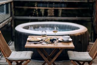 Glamorous Safari Tents for Romantic Couples' Getaway with Jacuzzi on Vineyard in Slovenia - Maribor - 5