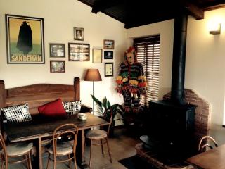 Romantic Tiny Cabin Getaway in the Woods near Bragança, Portugal - 3