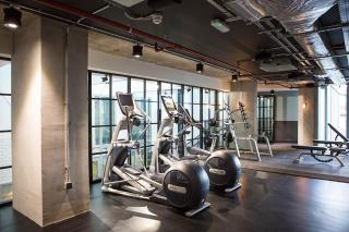 Student Only Bronze Studio Lower Level at Kings cross - London - 9