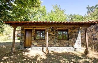 Stone Mountain Cottage Rental for Five Guests near Bragança, Portugal - 9