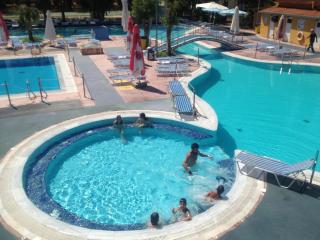 Happy Camp mobile homes in Camping Golden Sunset - 1