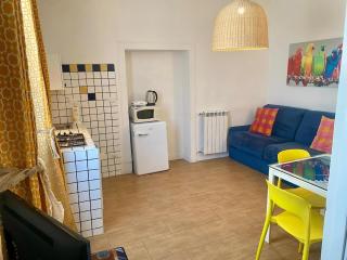 The Navel of Naples on Via Toledo - 1