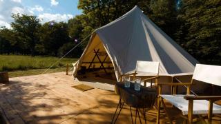 Incredible Safari-Style Retreat for Unique Czech Republic Holidays - Nymburk - 9