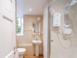 The Coaches - 26968 - Windermere - 1