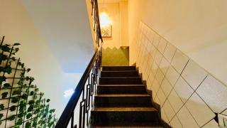 BluO Classic Studio - Green Park Hauz Khas Village - 2