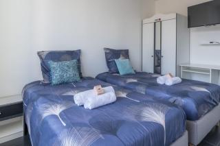 Spacious apartment with sea view in Antibes - 6