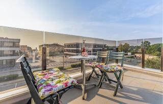 3 Bedroom Gorgeous Apartment In Medulin - 0