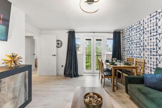 Stylish 2-Bedroom Retreat in Southampton - 4