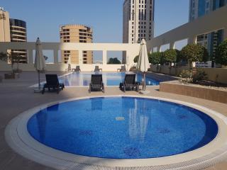 SUNRISE HOMES - Near JBR Walk & Beach - Lovely Studio - 1