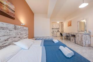 Souda Bay Apartments - 1