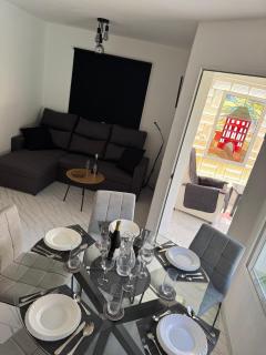 Villa Luis Cernuda - Casa 202 - Vistas - Jacuzzi - Piscina - tenis - 1