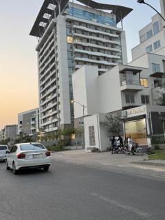 Penta Square Studio & Family Apartments - Lahore DHA - Lahore - 9