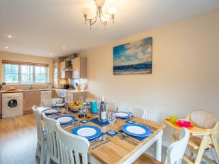4 Bed in Camber BT091 - Camber - 2