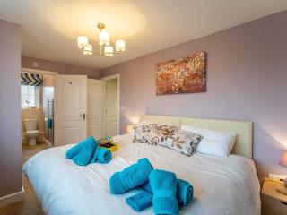 4 Bed in Camber BT091 - 1