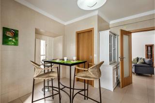 Spacious 3 bedroom Apartment with Large private Terrace in the centre of Tavira - 2