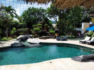 Villa Santai - Fabulous beachfront villa, pool & jacuzzi - - 2