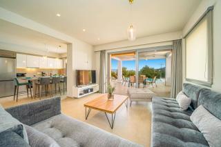 Villa Corelli by Villa Plus - 6