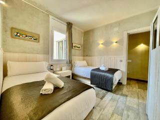 BarcelonaForRent Market Penthouse - 3