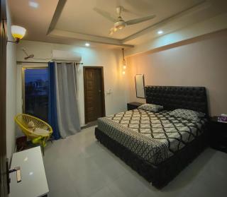 2 bedroom Family Apartment E-11 - 4
