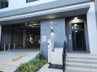 MetroPark Hotel - 9