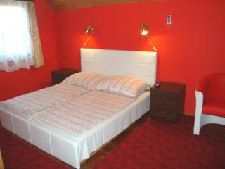 VUCA medencés, klimatizált Apartmanház - Balatonboglár - 3