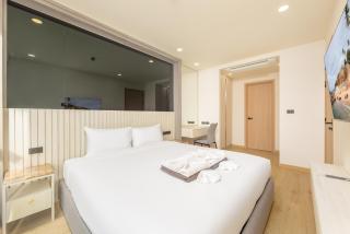 Suite Luna Pool and Gym Access The Ozone Condo - 4