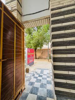 Comfort Rezidor Guest House - Kalar Goth - 7