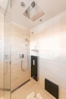 Penthouse No9 - 1