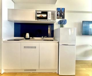 HappyRent Orbi block C Sea & Mountain view - 1