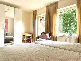 Top Stadtwohnung in zentraler und ruhiger Lage -WM-TR-1 PKW Stelp - 5