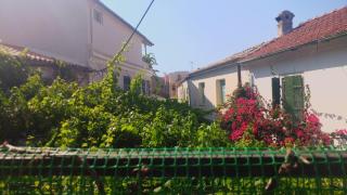 Ranias Apartment - 1