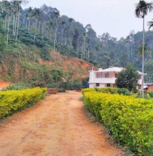 Lush Lagoon Homestay - 1