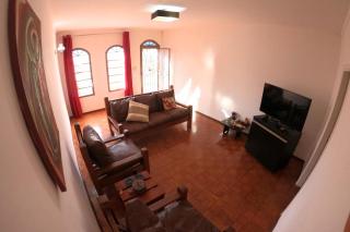MR11 Guest House - 2