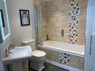 Spitfire House 5 star sea views beaches nearby - - 3