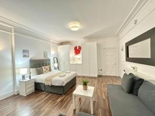 Marylebone Family Four Bedroom House - 3