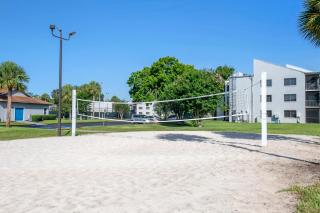 Orbit One Vacation Villas - 3