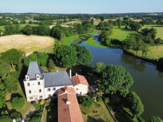 Logis de La Roulière - La Chapelle-Bertrand - 9