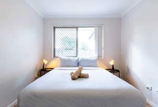 Simple and Comfy Family Home between BNE and Ipswich - Bellbird Park - 7