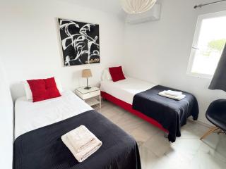 Nice and spacius villa near Fuengi - 1