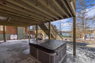 New Luxury Lakeview Retreat with Lake Access, HotTub, Game Room, Sleeps 28 - 4